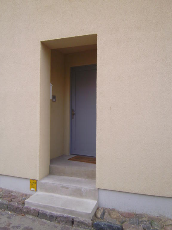 Altstadt Ferienwohnung Stralsund Mit Parkplatz Екстериор снимка